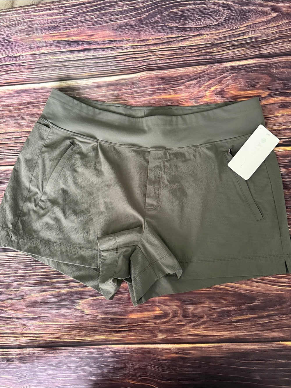Athleta TREKKIE NORTH SHORT Olive Green Athletic Shorts